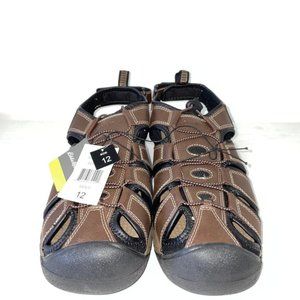 Eddie Bauer bump toe sandal